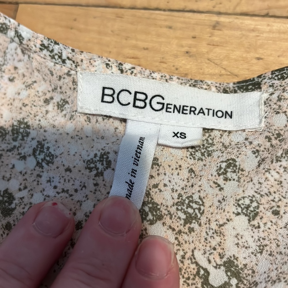Bcbgeneration top - Picture 2 of 3
